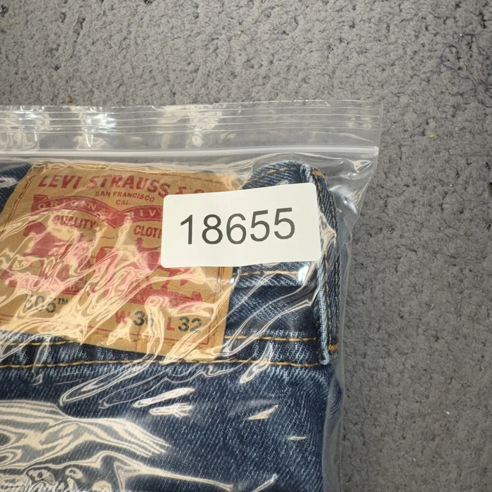 Levis levis 505